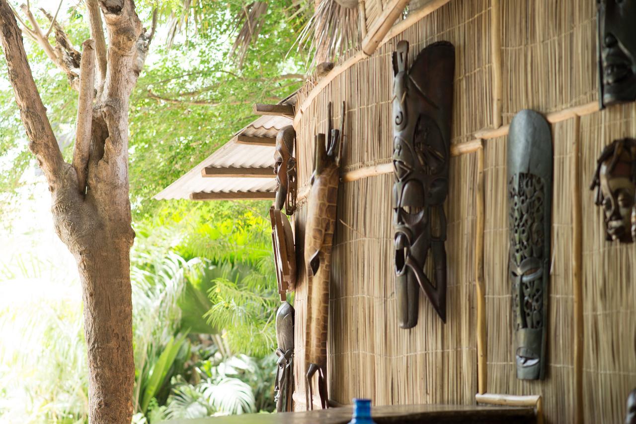 Ziwa Beach Resort Bamburi Exterior photo