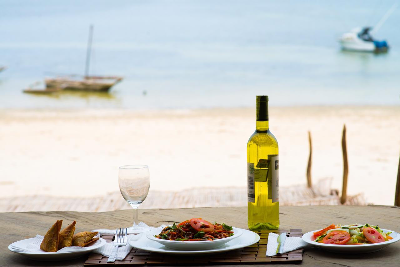 Ziwa Beach Resort Bamburi Exterior photo